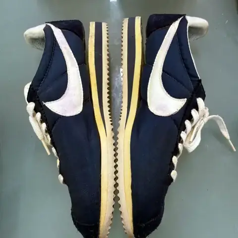 Nike Cortez rénovation avant