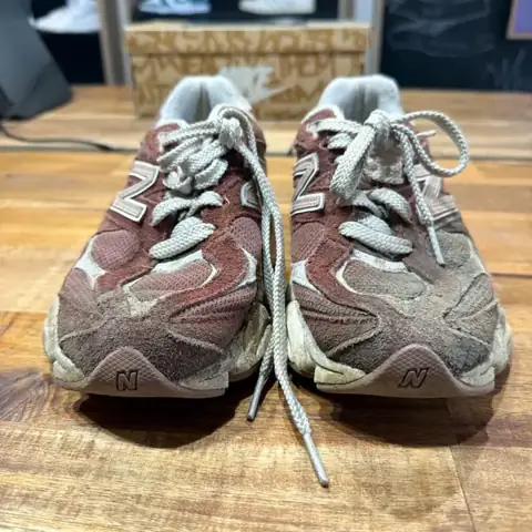 New Balance 9060 nettoyage avant